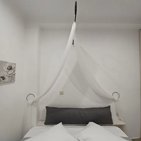 Zoggos Apartment *
